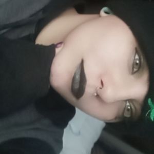 Meet your Posher, Zachary